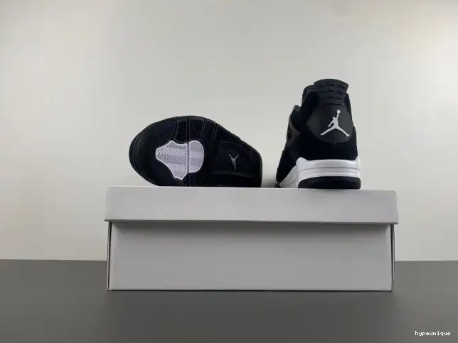 HYPE JORDAN 